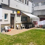 Hostel Albergue De Peregrinos Ultreia Et Suseia Sigueiro