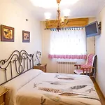 Albergue De Peregrinos Ultreia Et Suseia