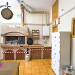 Hostel Albergue De Peregrinos Ultreia Et Suseia Sigueiro