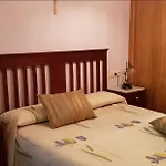 Albergue De Peregrinos Ultreia Et Suseia * Sigueiro