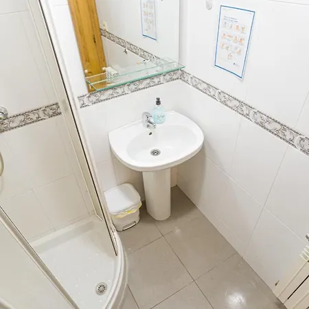 Hostal Albergue De Peregrinos Ultreia Et Suseia Sigueiro
