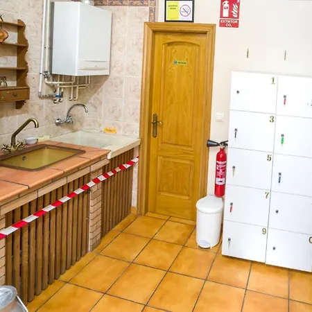 Hostal Albergue De Peregrinos Ultreia Et Suseia *