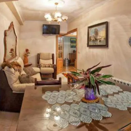 Vandrerhjem Albergue De Peregrinos Ultreia Et Suseia