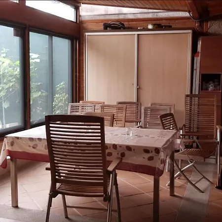 Albergue De Peregrinos Ultreia Et Suseia Sigueiro