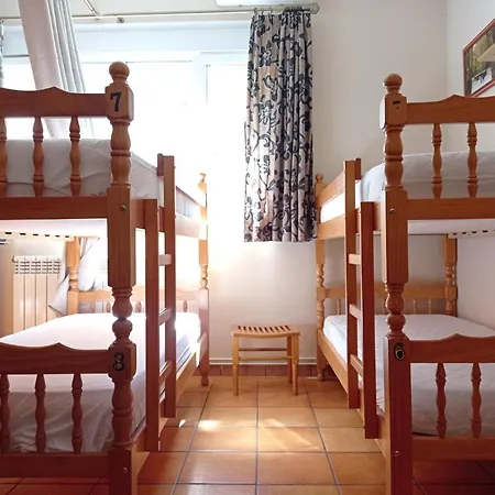 Hostel Albergue De Peregrinos Ultreia Et Suseia Sigueiro