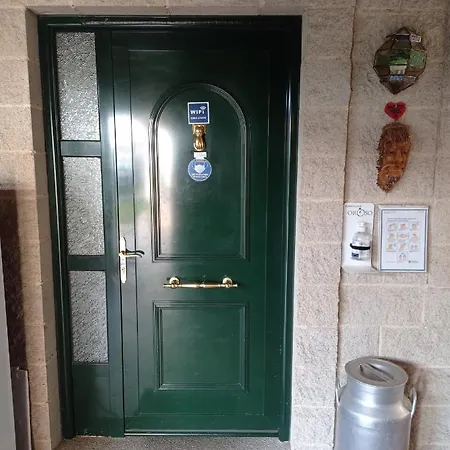 Albergue De Peregrinos Ultreia Et Suseia Vandrerhjem *