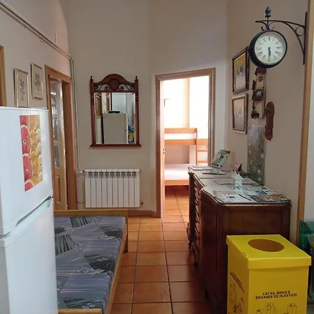Albergue De Peregrinos Ultreia Et Suseia Hostal
